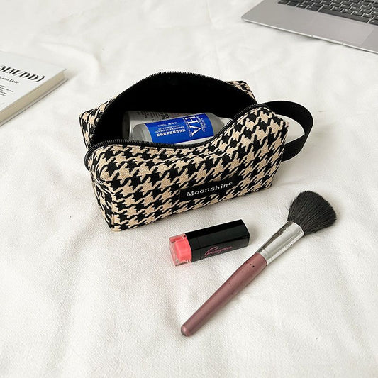 Plaid Cosmetic Bag - Premium Cotton Makeup Organizer with Zipper Closure