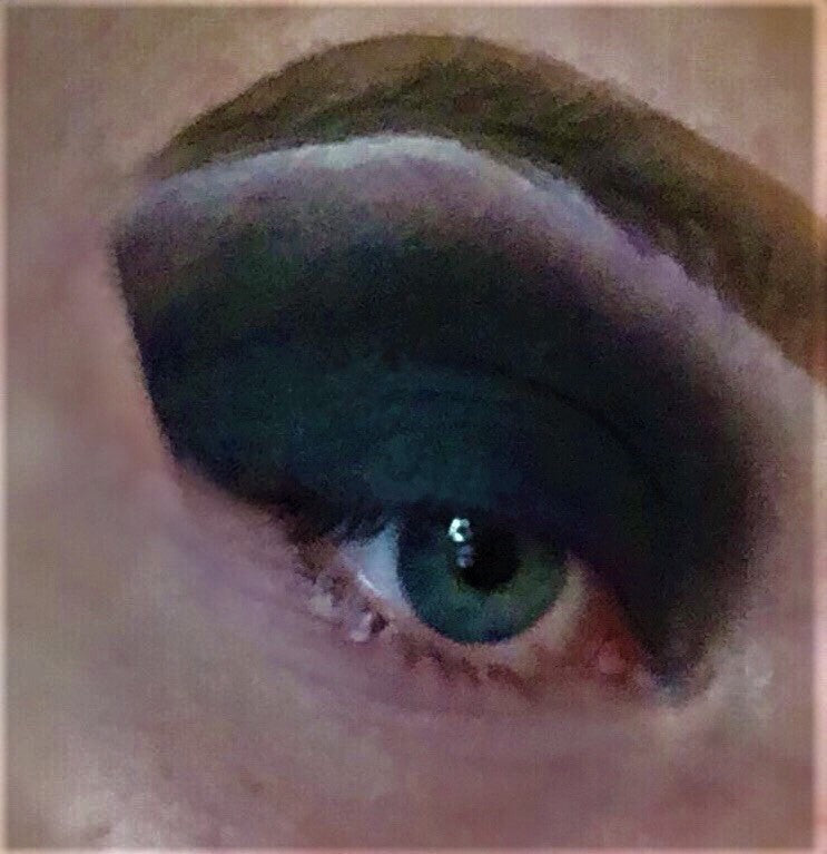 DECAYED! (Black) PRESSED EYESHADOW SINGLE