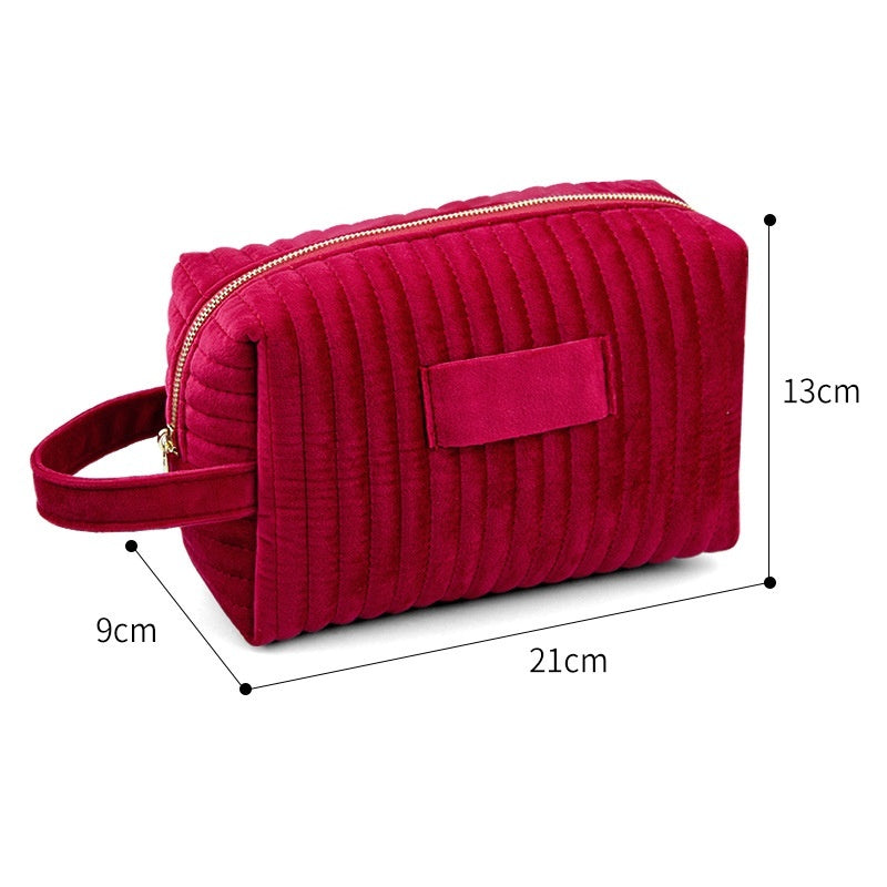 Velvet Large-Capacity Makeup Organizer Bag – Portable Travel Cosmetics Bag