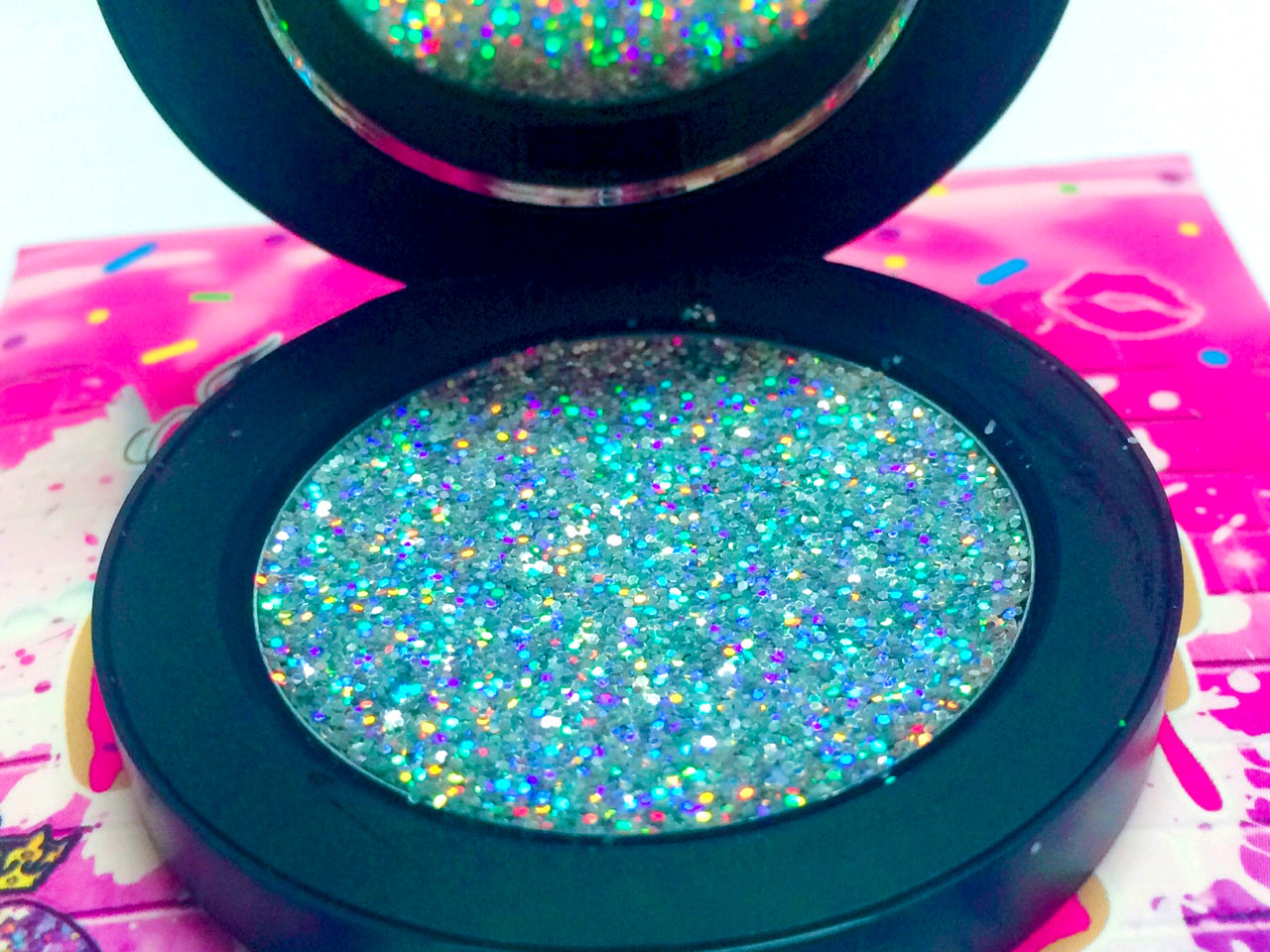 "GLASS DOLLHOUSE!" Single Pressed Glitter Palette