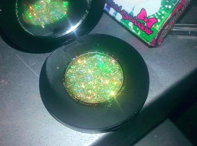 "GOLD CHROME!" Single Pressed Glitter Palette