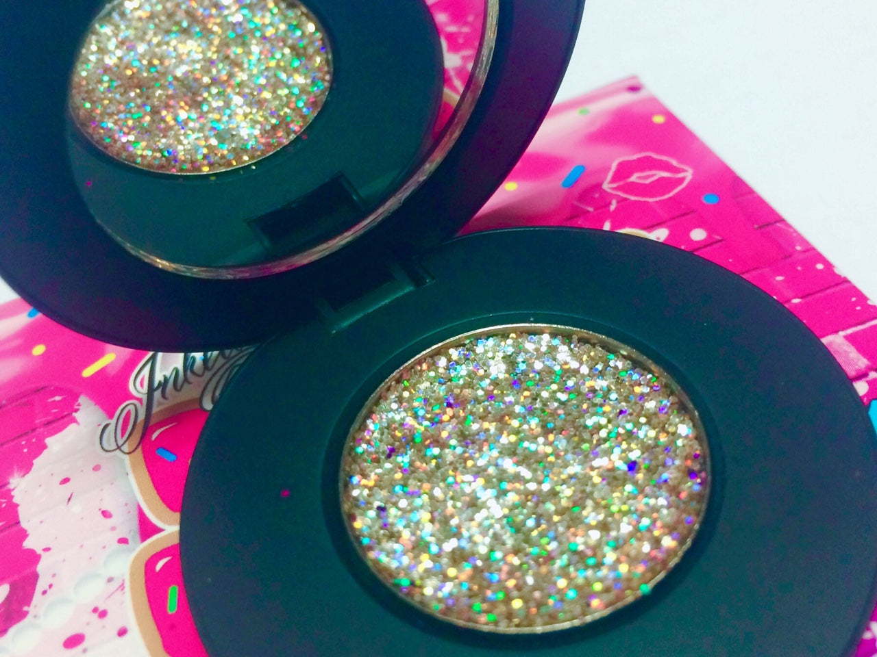 "HOLLYWOOD!" Single Pressed Glitter Palette